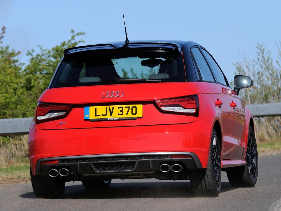  Audi S1 Sportback (8X) 2014 года  (UK) (фото 14 из 15)